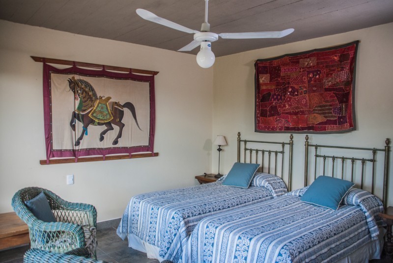 A metros de la huella, 4 suites con piscina y parrillero